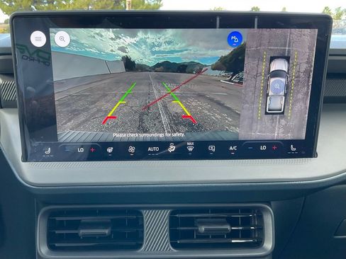 New 2025 Ford Maverick Lariat w/ Black Appearance Package image 59