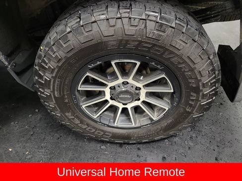 Used 2018 Chevrolet Silverado 1500 LT w/ All Star Edition AWD/4WD image 11