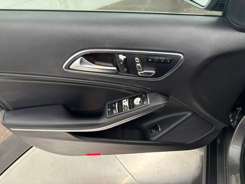 Certified 2018 Mercedes-Benz GLA 250 4MATIC image 17