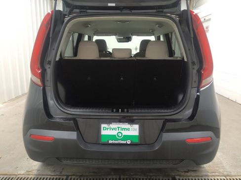 Used 2020 Kia Soul S image 29