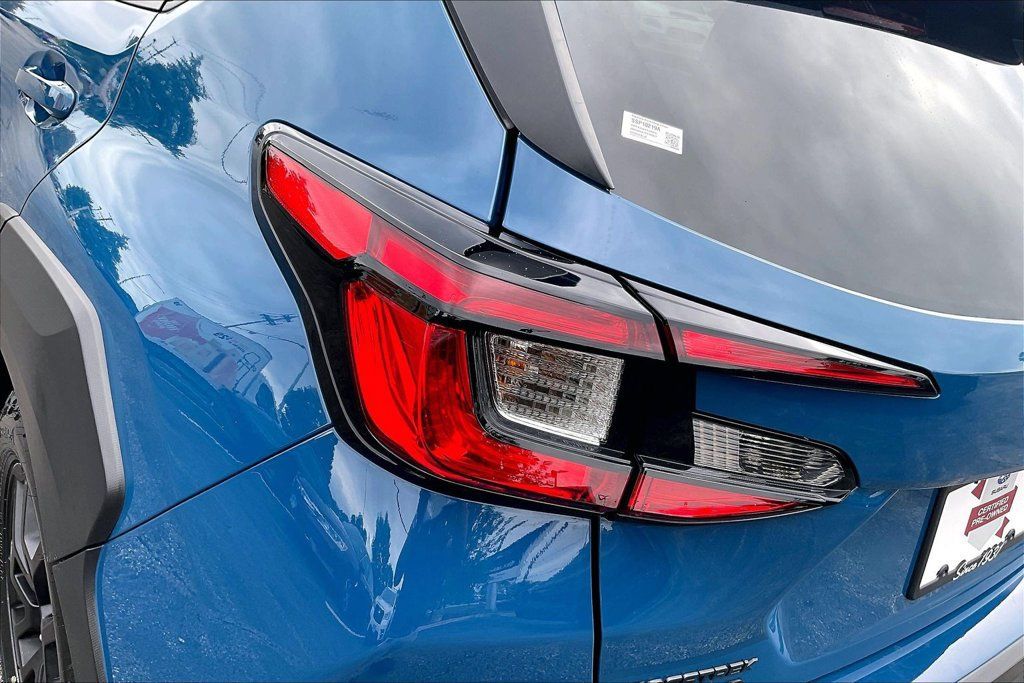 Certified 2024 Subaru Crosstrek 2.5i Wilderness w/ Crosstrek Mirror Package AWD/4WD image 31