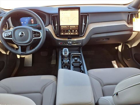 New 2026 Volvo XC60 B5 Plus w/ Protection Package Premier image 11