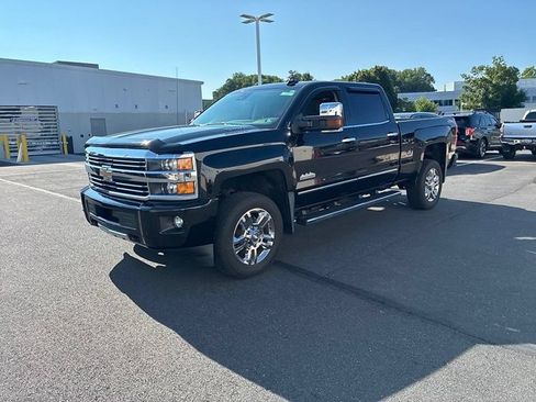Used 2016 Chevrolet Silverado 2500 High Country w/ Duramax Plus Package AWD/4WD image 20