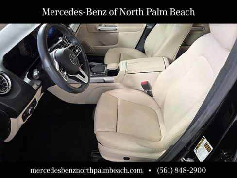Used 2023 Mercedes-Benz GLB 250 image 9