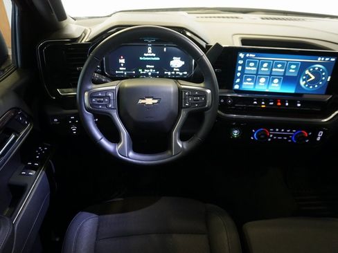 Certified 2024 Chevrolet Silverado 1500 LT image 12