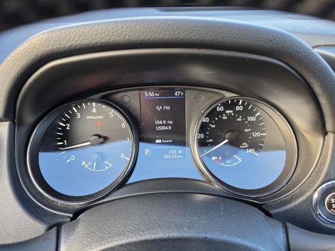 Used 2019 Nissan Rogue SL image 13