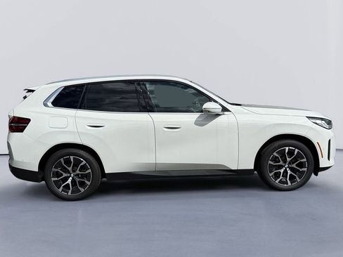 New 2025 BMW X3 xDrive30i w/ Premium Package image 2