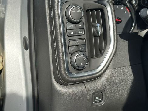 Used 2020 Chevrolet Silverado 1500 LT w/ All-Star Edition image 22