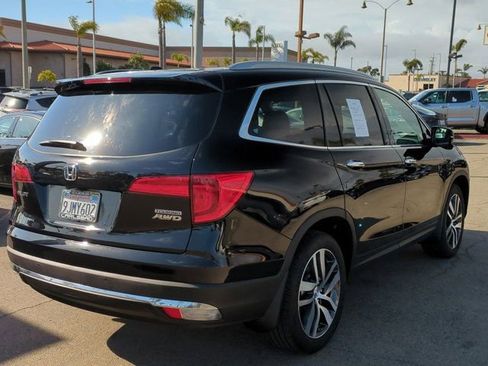 Used 2018 Honda Pilot Touring image 5