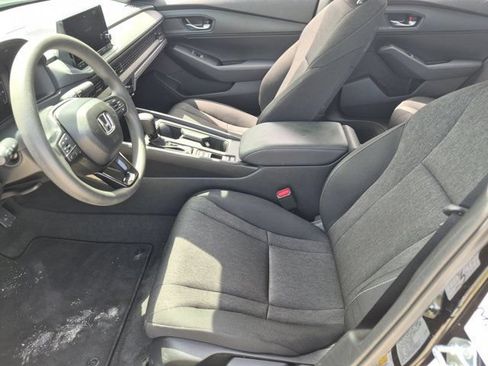 Used 2025 Honda Accord LX image 24
