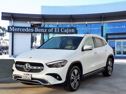 Used 2025 Mercedes-Benz GLA 250 4MATIC image 1