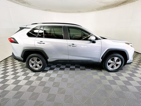 Used 2023 Toyota RAV4 XLE w/ Convenience Package image 2
