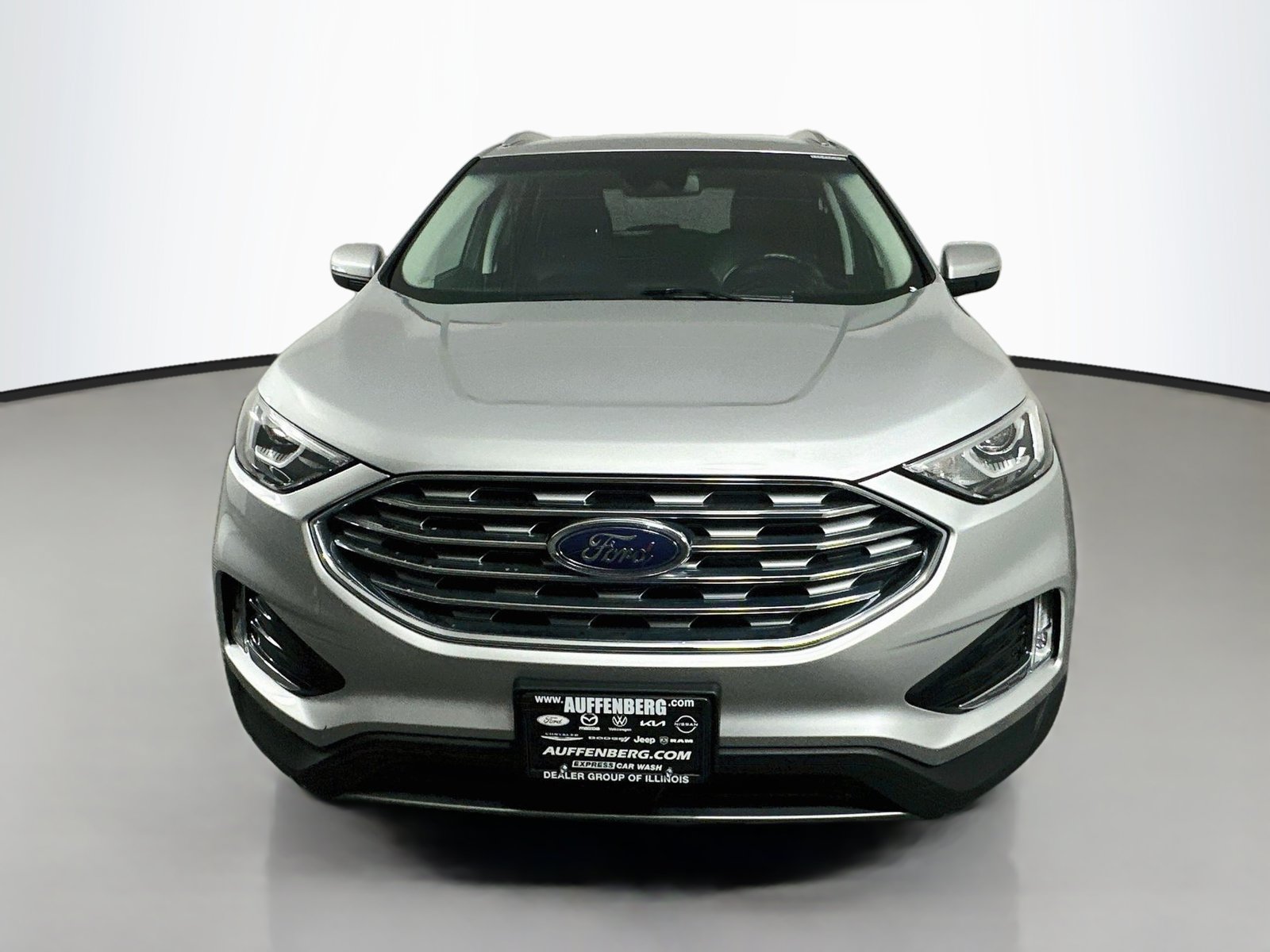 Used 2019 Ford Edge SEL w/ Equipment Group 201A AWD/4WD image 2