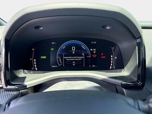 Used 2025 Toyota Camry SE w/ Multimedia Upgrade Package image 23