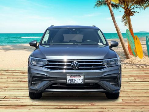 Used 2022 Volkswagen Tiguan SE image 9