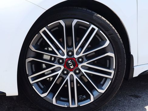 Used 2021 Kia Forte GT w/ GT2 Package image 5