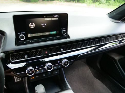 Used 2025 Honda Civic Sport image 8