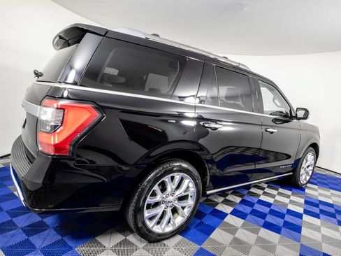 Used 2019 Ford Expedition Platinum RWD image 6