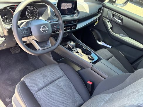New 2026 Nissan Rogue SV AWD/4WD image 19