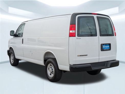 New 2025 Chevrolet Express 2500 w/ Driver Convenience Package image 4