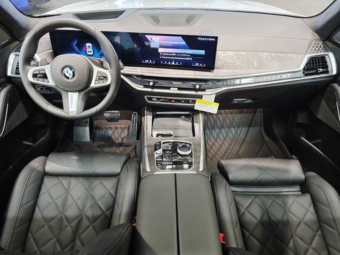 New 2026 BMW X7 xDrive40i w/ Executive Package image 10
