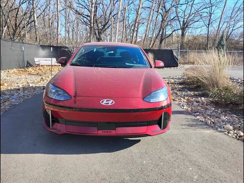 New 2025 Hyundai Ioniq 6 SE image 1