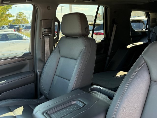 Used 2024 Chevrolet Tahoe LT w/ LT Signature Plus Package RWD image 10