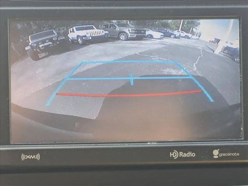 Used 2019 Toyota Tacoma SR5 image 17