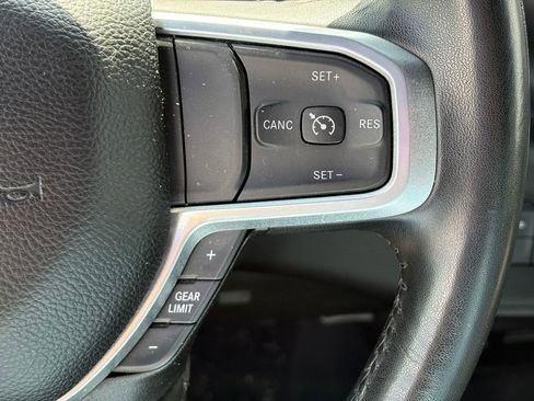 Used 2024 RAM 3500 Big Horn AWD/4WD image 33