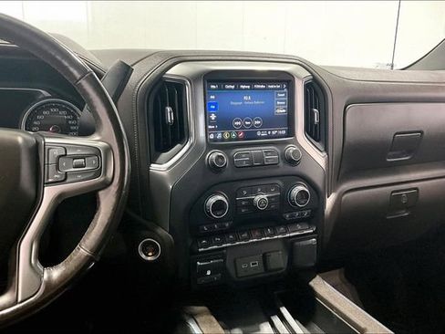 Used 2021 Chevrolet Silverado 1500 LTZ w/ Technology Package AWD/4WD image 10