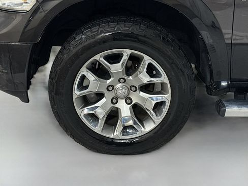 Used 2018 RAM 1500 Outdoorsman AWD/4WD image 29