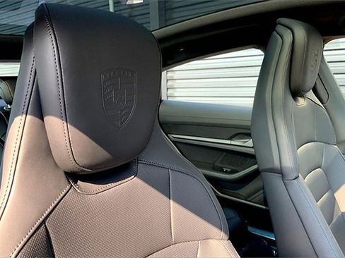 New 2025 Porsche Taycan image 8