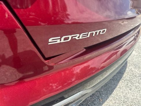 Used 2023 Kia Sorento S w/ Panoramic Sunroof Package FWD image 8