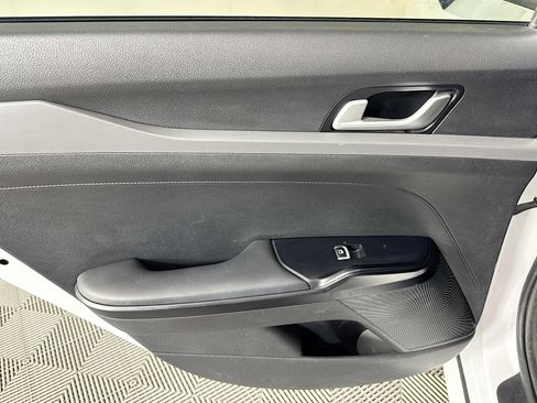 Used 2022 Kia K5 LX image 24