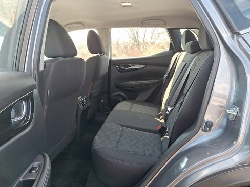 Used 2019 Nissan Rogue Sport SV w/ All-Weather Package image 10