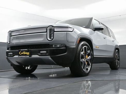 Used 2022 Rivian R1S Launch Edition image 48