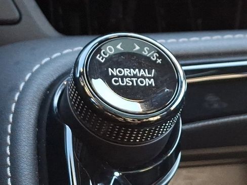 Used 2025 Lexus NX 450h+ F Sport image 25