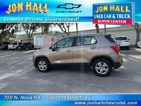 Used 2018 Chevrolet Trax LS image 5