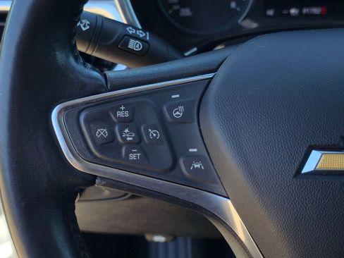 Used 2020 Chevrolet Equinox Premier image 18