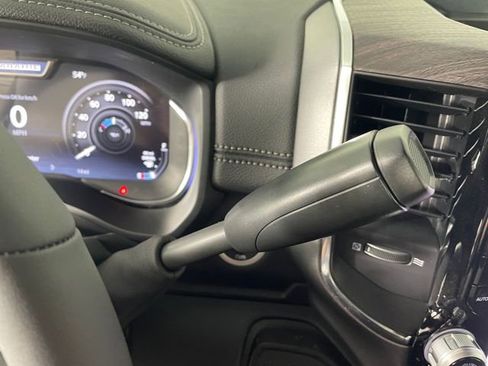 New 2026 RAM 3500 Laramie w/ Towing Technology Group AWD/4WD image 9
