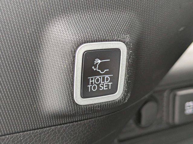 Certified 2025 Jeep Grand Cherokee Summit w/ Obsidian Package AWD/4WD image 13