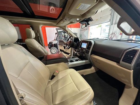 Used 2019 Ford F150 Lariat w/ Equipment Group 502A Luxury image 18