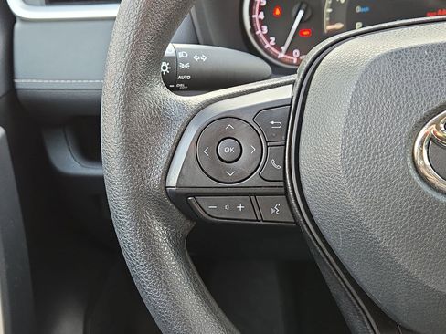 Used 2024 Toyota RAV4 XLE image 21