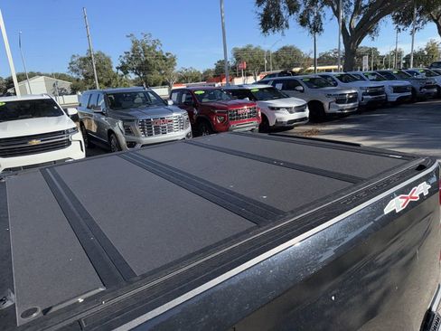 Used 2023 Chevrolet Silverado 1500 High Country w/ Technology Package image 23