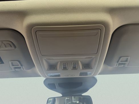 Used 2020 Ford Escape Titanium image 60