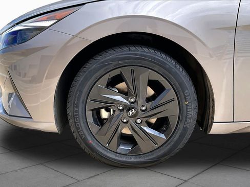 Used 2023 Hyundai Elantra SEL FWD image 10