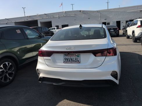 Used 2024 Kia Forte LXS FWD image 5