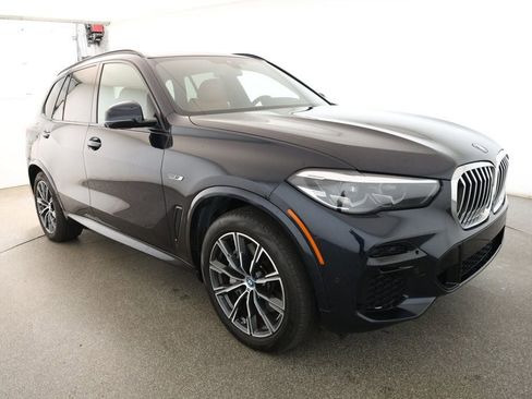Used 2023 BMW X5 xDrive45e w/ M Sport Package image 3