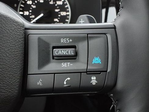 New 2026 Nissan Pathfinder SV image 21