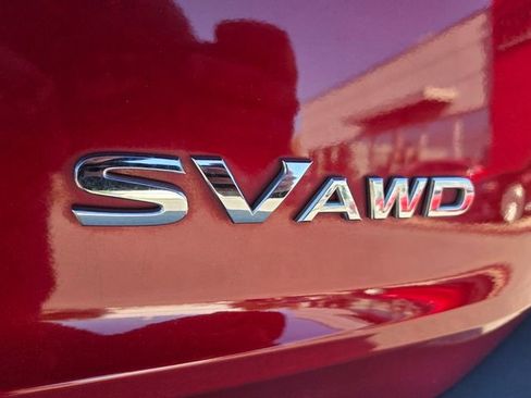 Used 2023 Nissan Rogue SV image 15